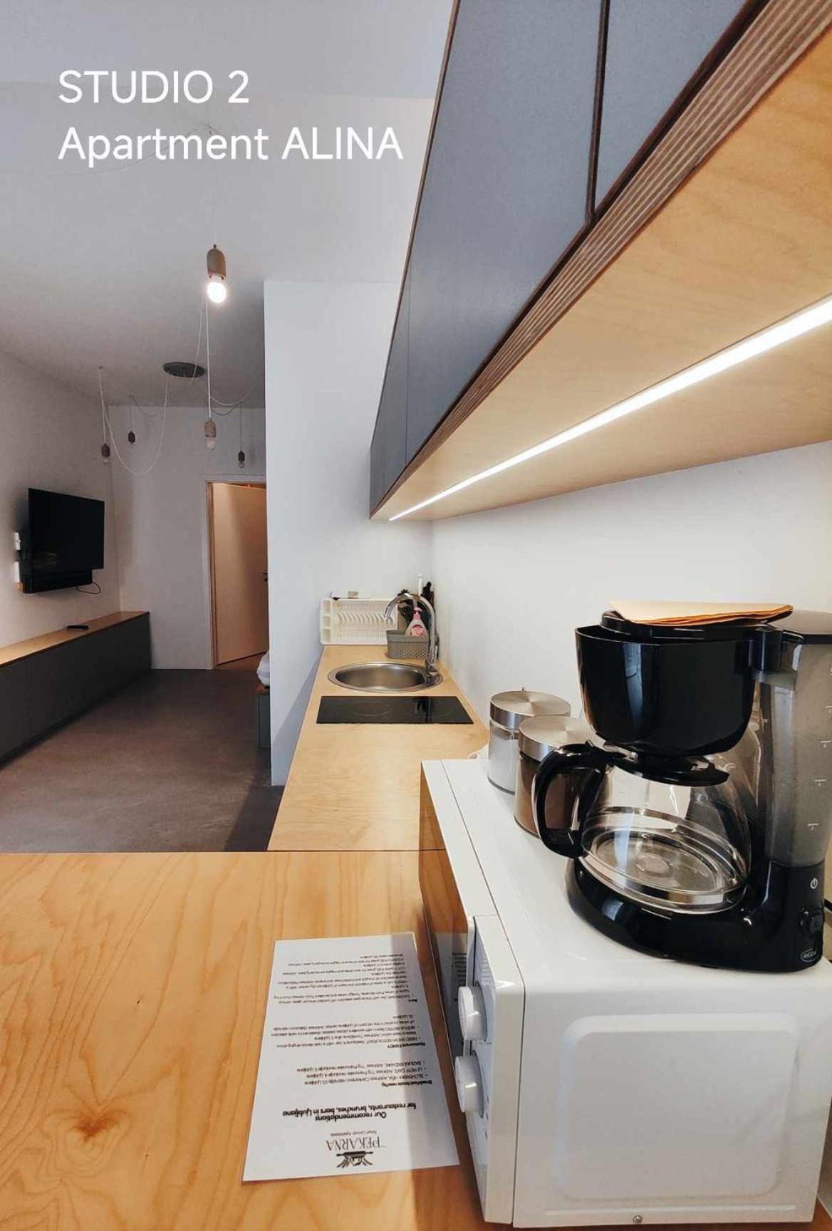 Pekarna Apartments Любляна Екстериор снимка